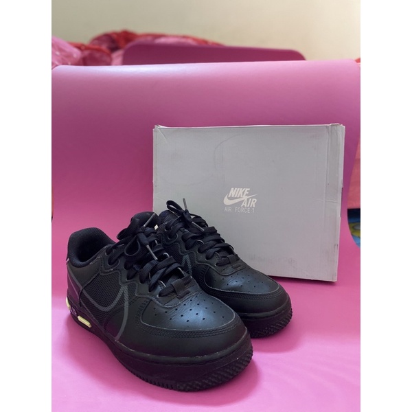 nike airforce 1 react