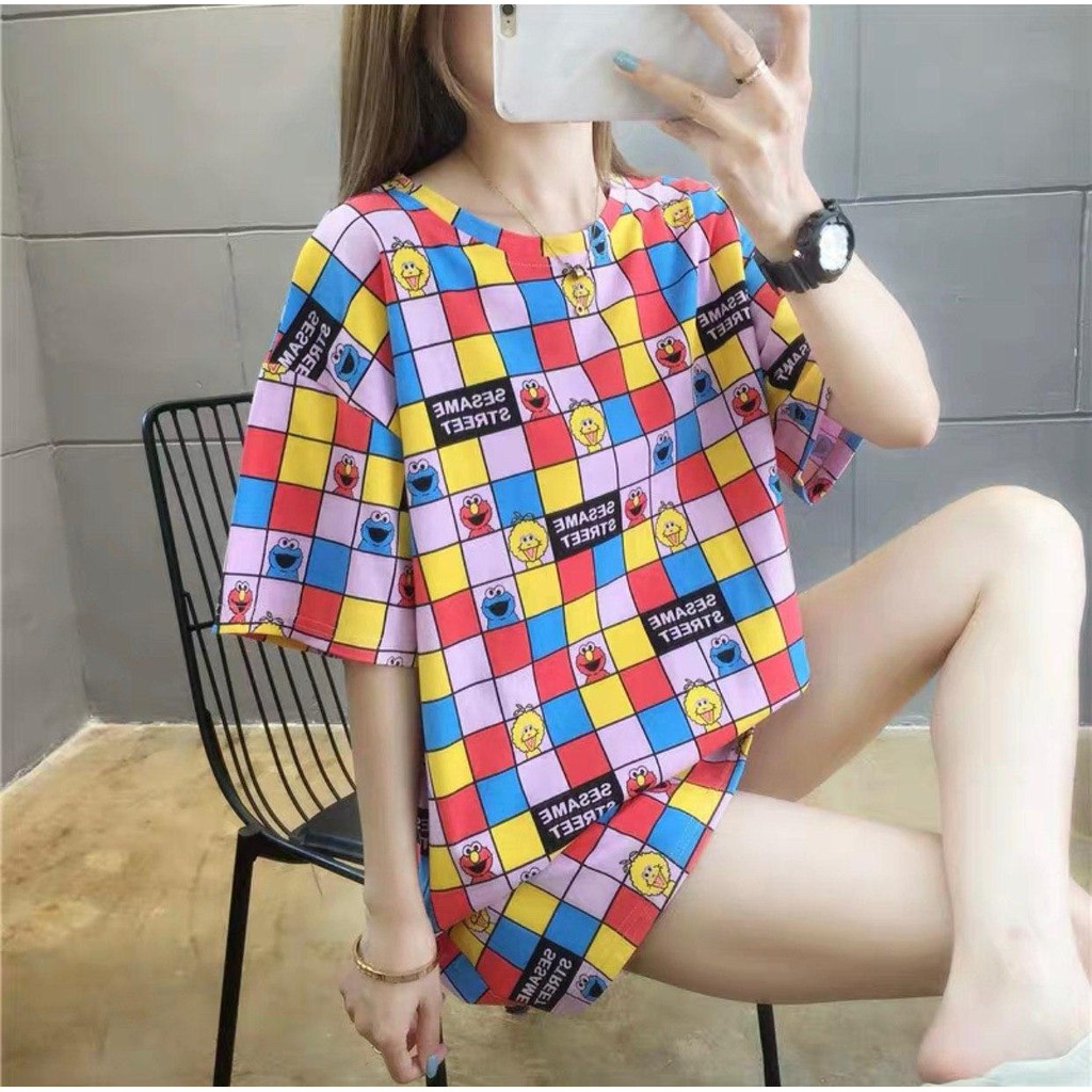 Oversize Tee Tshirt Wanita Model Longgar Motif Sesame Kotak
