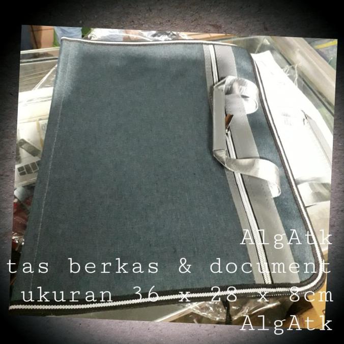 

Tas Dokumen Dan Berkas Kantor Ukuran 36 X 28 X 8Cm Terlaris