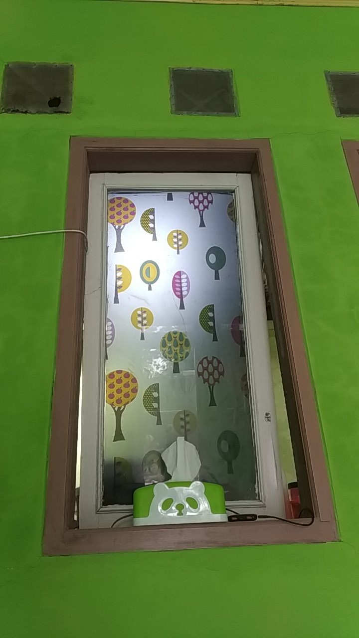 Wallpaper Stiker Kaca Buram Sunblast Sticker Jendela Pengganti Hordeng Tirai