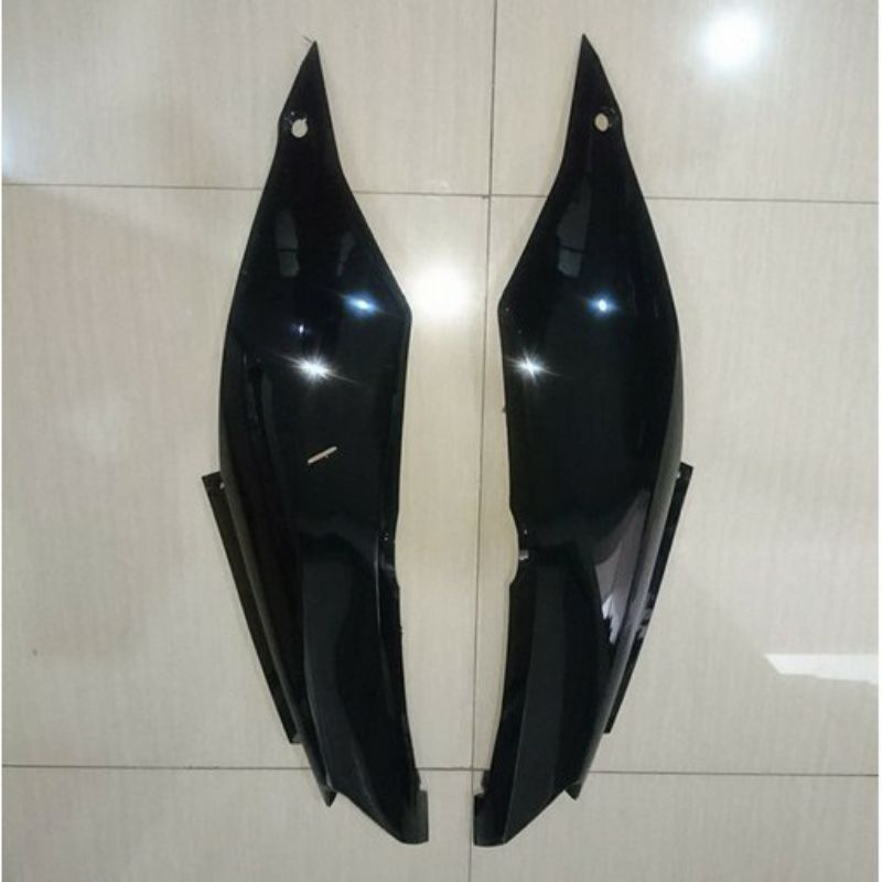 BODY BELAKANG KEMPOL COVER BODY BESAR SUPRA X 125 FI 2014 2015 2016 2017 2018 HITAM GLOSSY / WIN