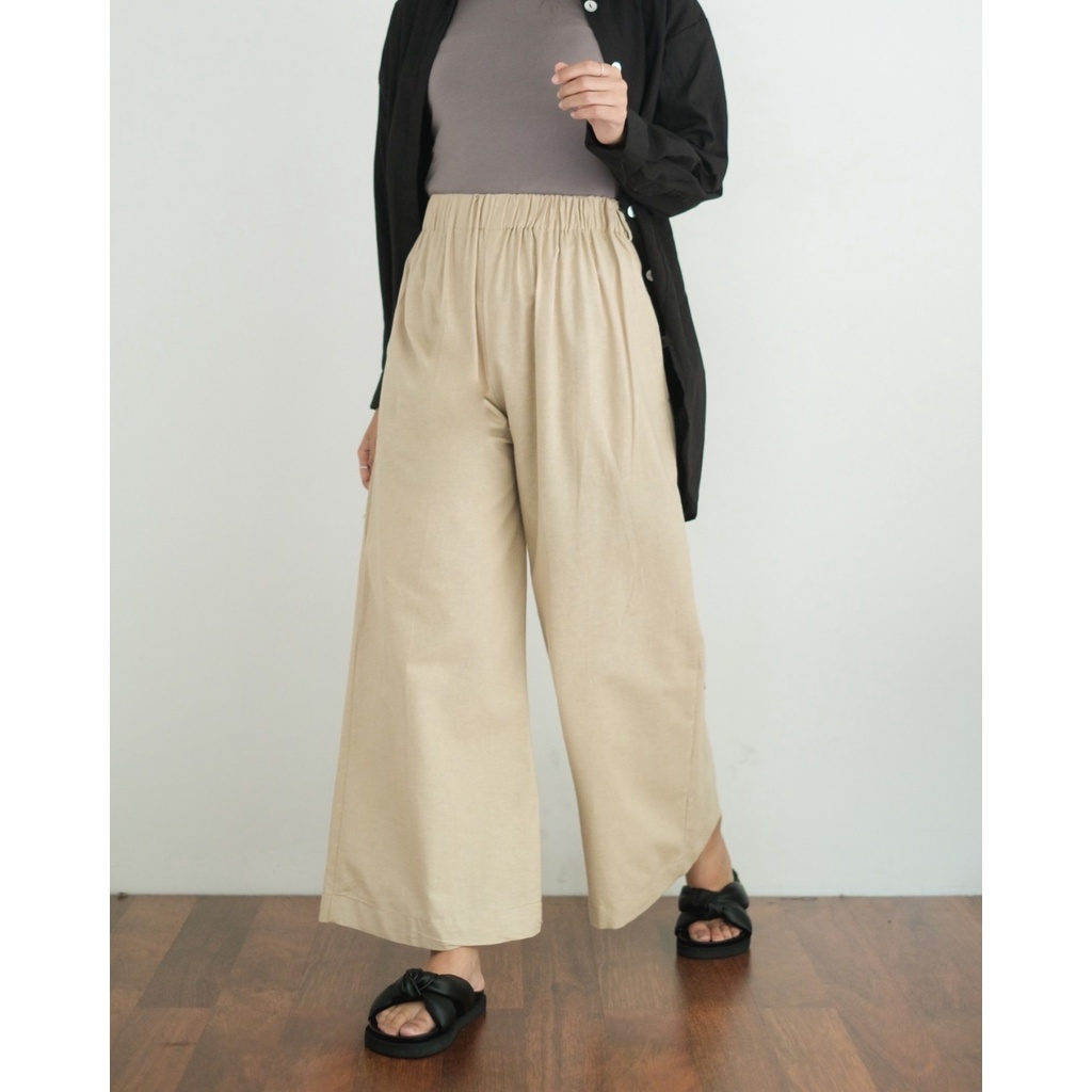 Myrubylicious QALEYA CULLOTE PANTS KODE H088