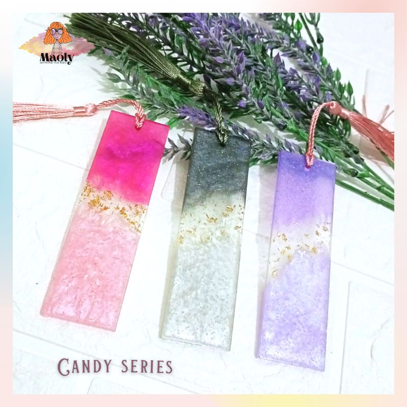 Bookmark Pembatas Buku Aestethic Resin Gantungan Tassel Custom Kado Hampers