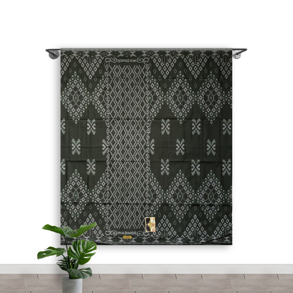 Sarung Tenun Wadimor Balimoon Kawung