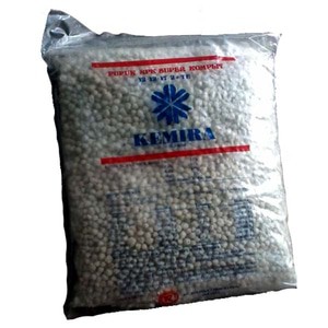 Kemira - NPK 12-12-17-2+TE - Pupuk Super Komplit - 1000 gram