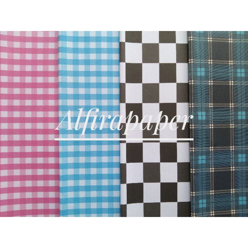 

Kertas Kado Pink Sansan Wawa