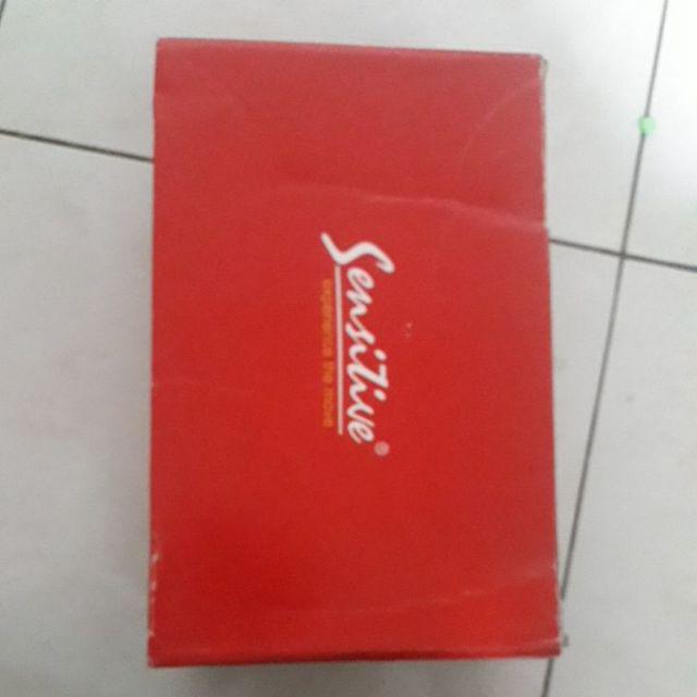 Sensitive Sepatu Pantofel Kulit Wanita  Erika 604 Maroon Tua