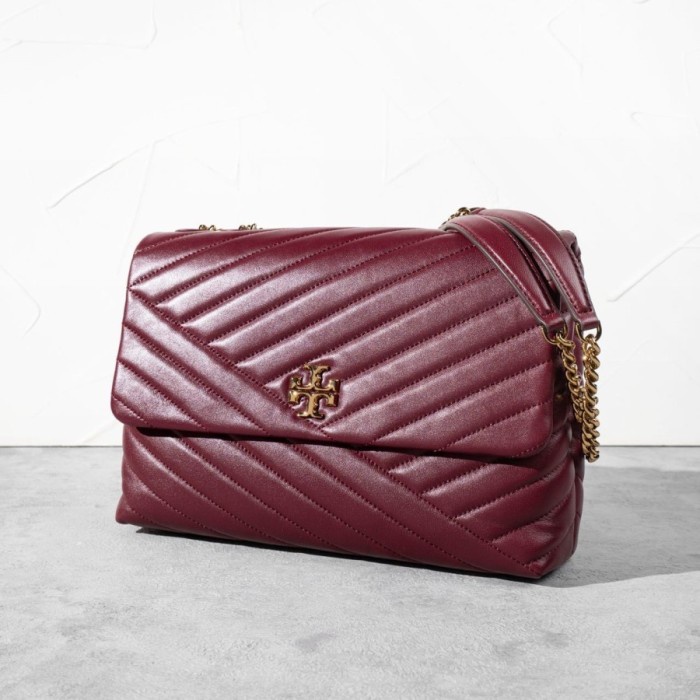 Tas Tory Burch 014248685615 Kira Chevron Small Convertible ShoulderBag