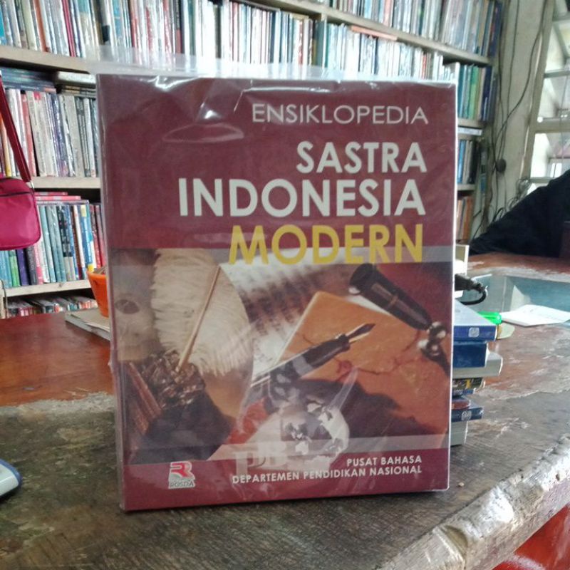 Ensiklopedi Sastra Indonesia Modern