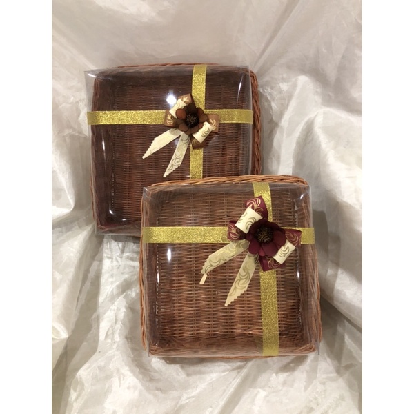 Kotak kue hantaran pernikahan mika bahan rotan uk 25x25 dan 30x30
