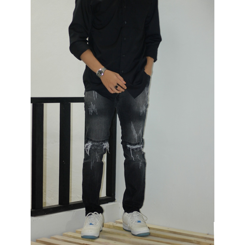 GEVAR Celana Jeans Scrub Ripped Sobek Blackwash