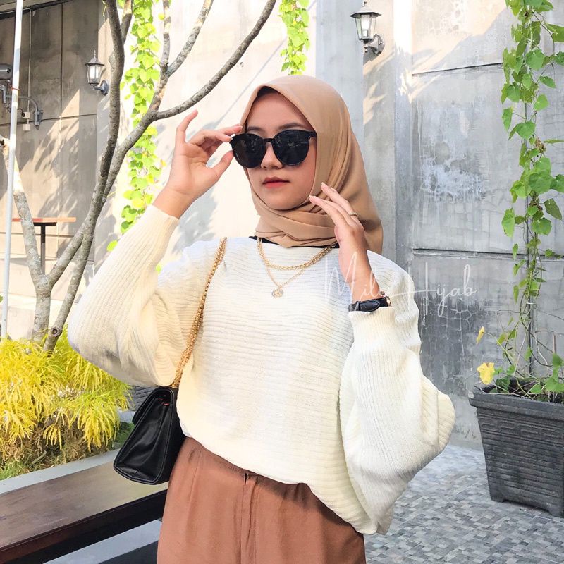 TIARA BLOUSE KNIT /OVERSIZE BATWING RAJUT/ ATASAN RAJUT WANITA TREND