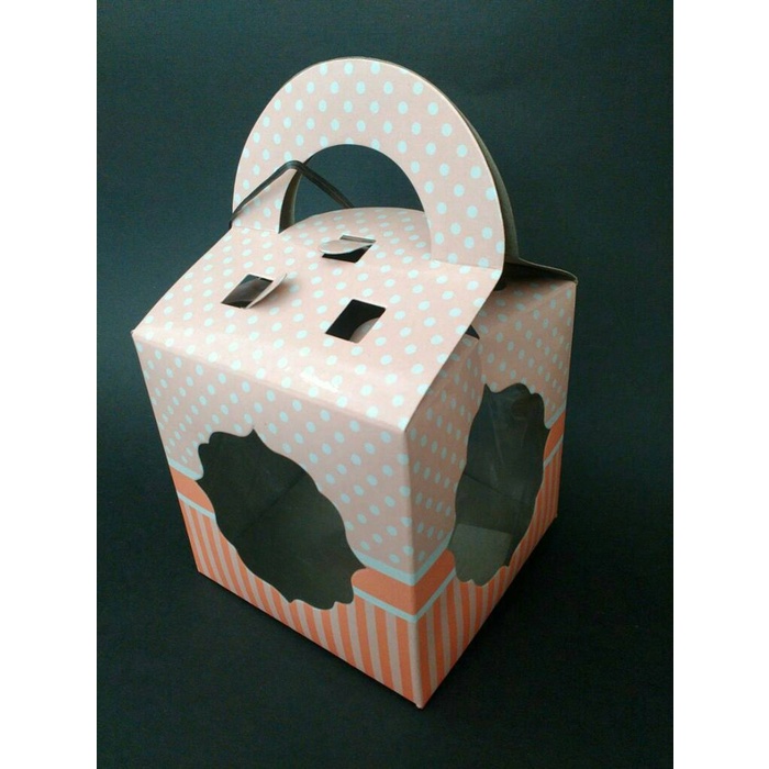 

10x10x10 Kotak Kemasan Souvenir Brownise Karton Mika