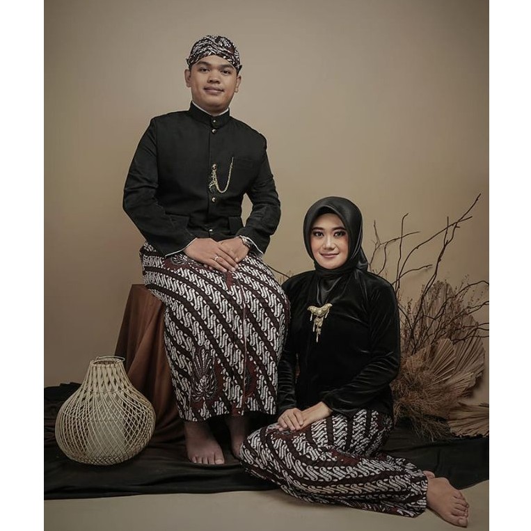 Baju Prewed INSTAN / Baju Couple / Baju Adat Jawa - JOGJA (FREE BENGGOL BESKAP)