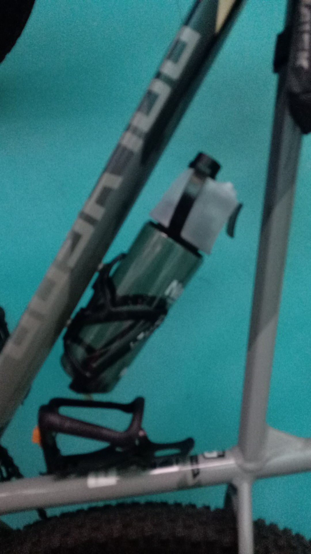 Botol Minum Spray - Bottle Water Drink Sport Sprayer 2in1 Bisa Semprot Kapasitas 600 Ml