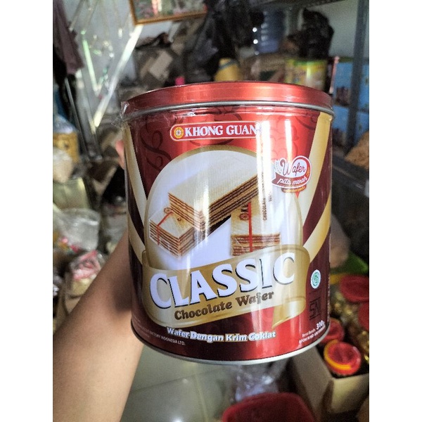 

wafer classic kaleng
