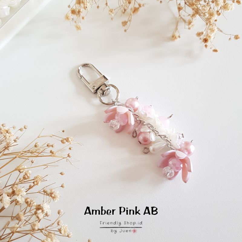 Gantungan Kunci AMBER  / Gantungan Kunci Lucu / Gantungan Tas  wanita / Gantungan Aksesories / / Gantungan Mobil / Aksesories Tas Wanita / Keychain / Bag charm / Gantungan Kunci Custom