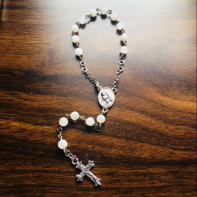 Gelang rosario batu - Moonstone rosario bracelet