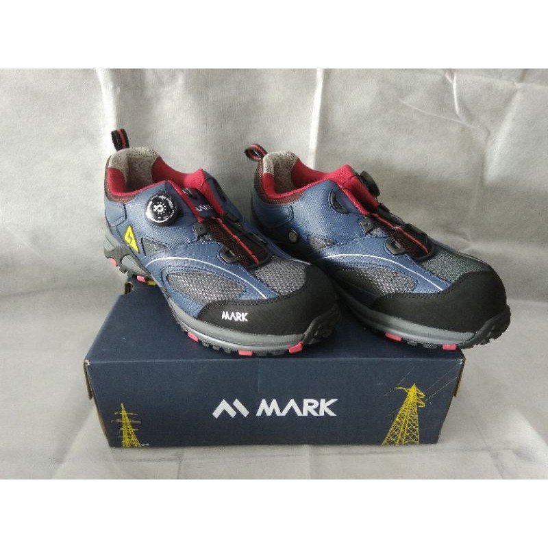 marks slip resistant shoes