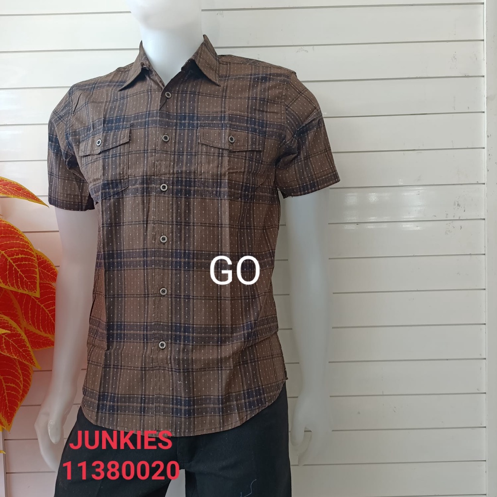 gof MAXMILLIAN KEMEJA PRIA JUNKIES Kemeja casual kemeja lengan pendek