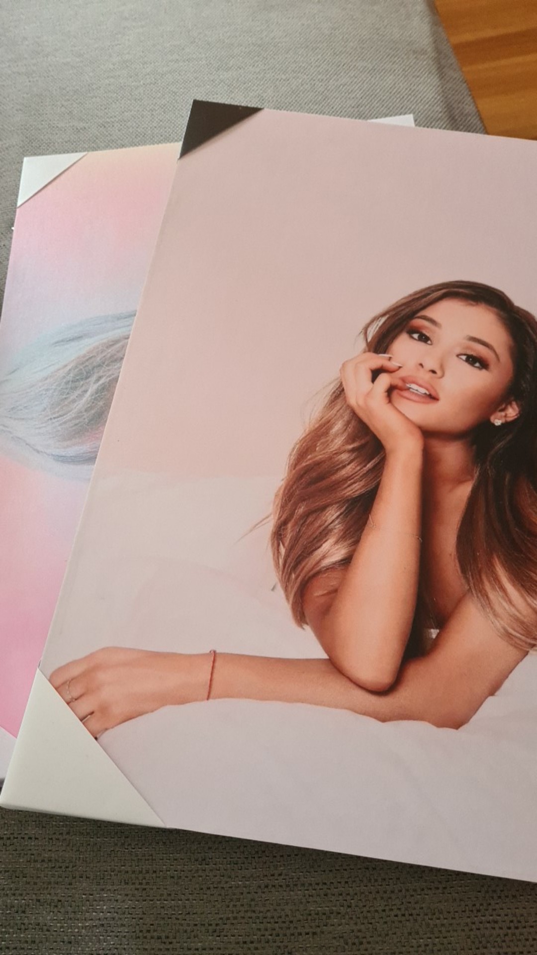 Poster Custom + Bingkai Kayu (45x30)