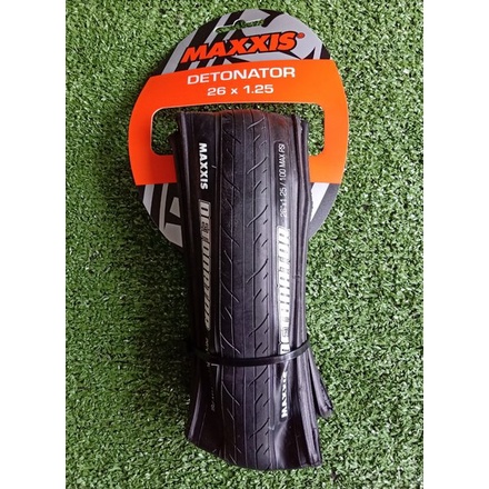 Ban Luar Maxxis Detonator 26 x 1.25