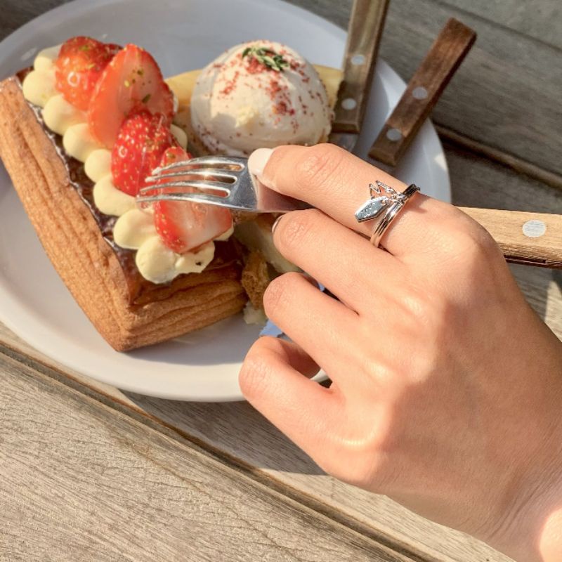 DP INITIAL BIRTHDAY RING