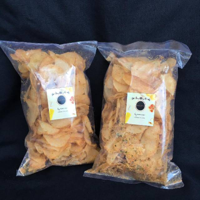 

Keripik singkong daun jeruk (Pedas)