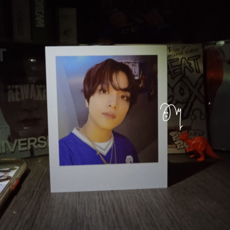 POLAROID HAECHAN