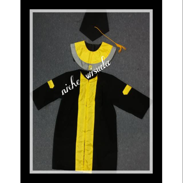 TOGA WISUDA UT READY STOK