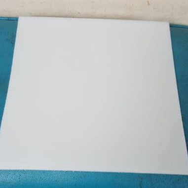 

Tatakan Bantalan Alas Pisau Cutting Plate Offset Mesin Potong Pemotong Kertas A3 Star Ultra Eagle Otari Diamond 40cm×42cm×6mm Cutting Mat