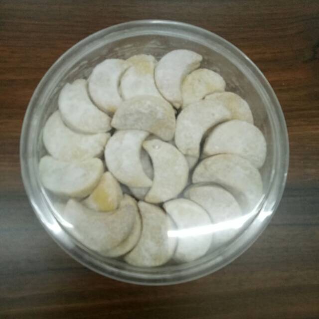 

Kue Salju