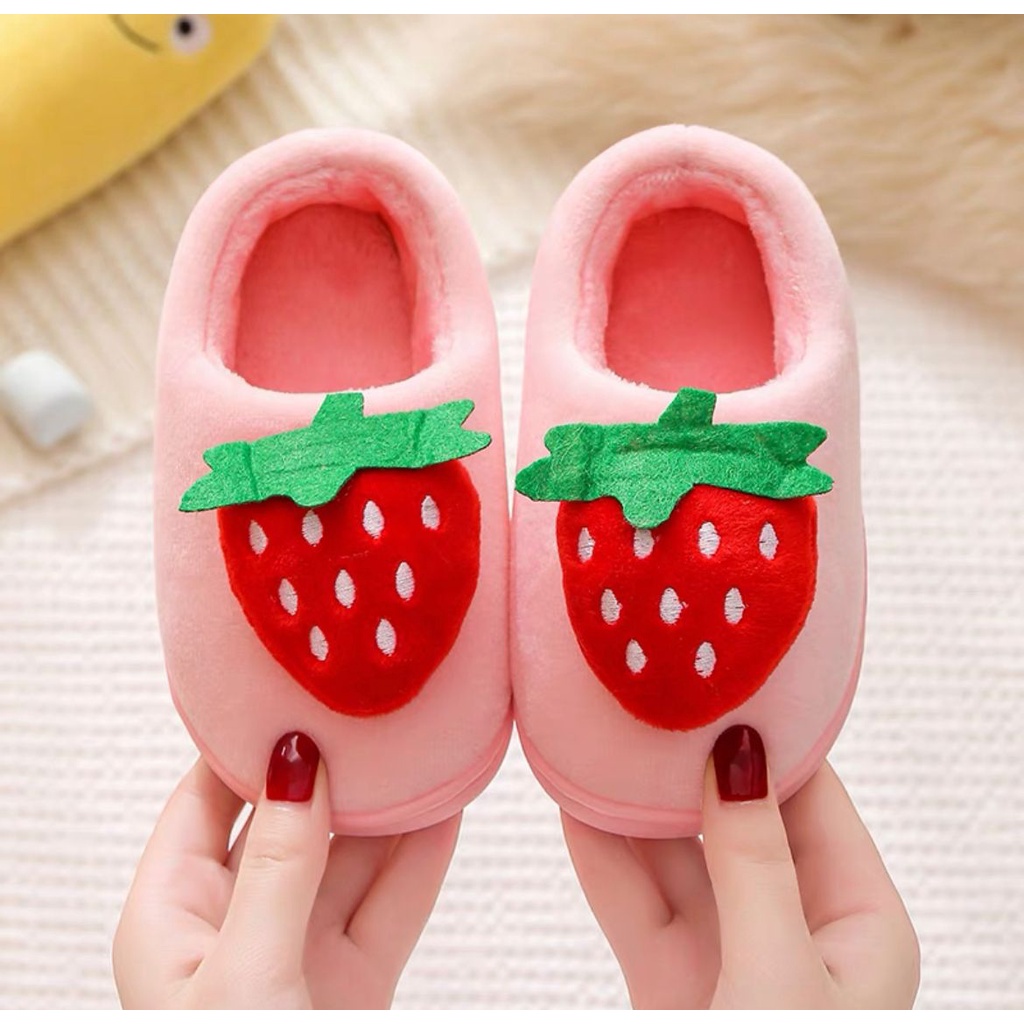 SANDAL RUMAH STROBERI STRAWBERRY ANAK PEREMPUAN SEPATU KAMAR IMPOR