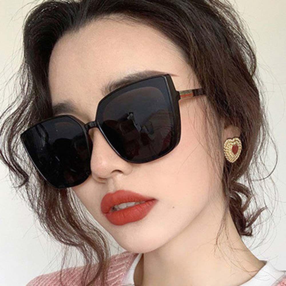 [Elegan] Kacamata Bingkai Persegi Retro Sederhana Wanita Kepribadian Bingkai Besar Kacamata Hitam Sun Shade Women's Eyewear