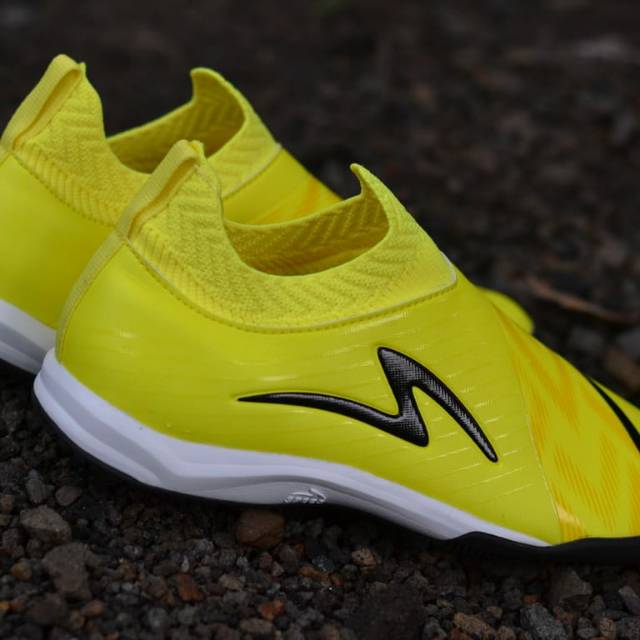 Accelerator SLAZ ELITE in LEMON