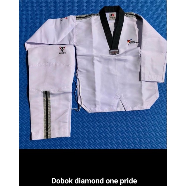 Seragam Taekwondo Senior Dobok Sendy  Diamond one pride kerah hitam