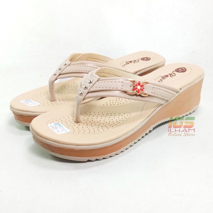 Sandal Wanita Jepit Wedges Melati Kenzi Hak 5cm Size 37-40 Krem Krem