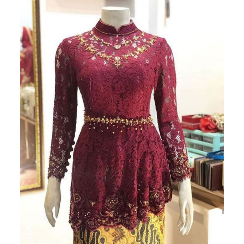 Kebaya modern bridesmaid