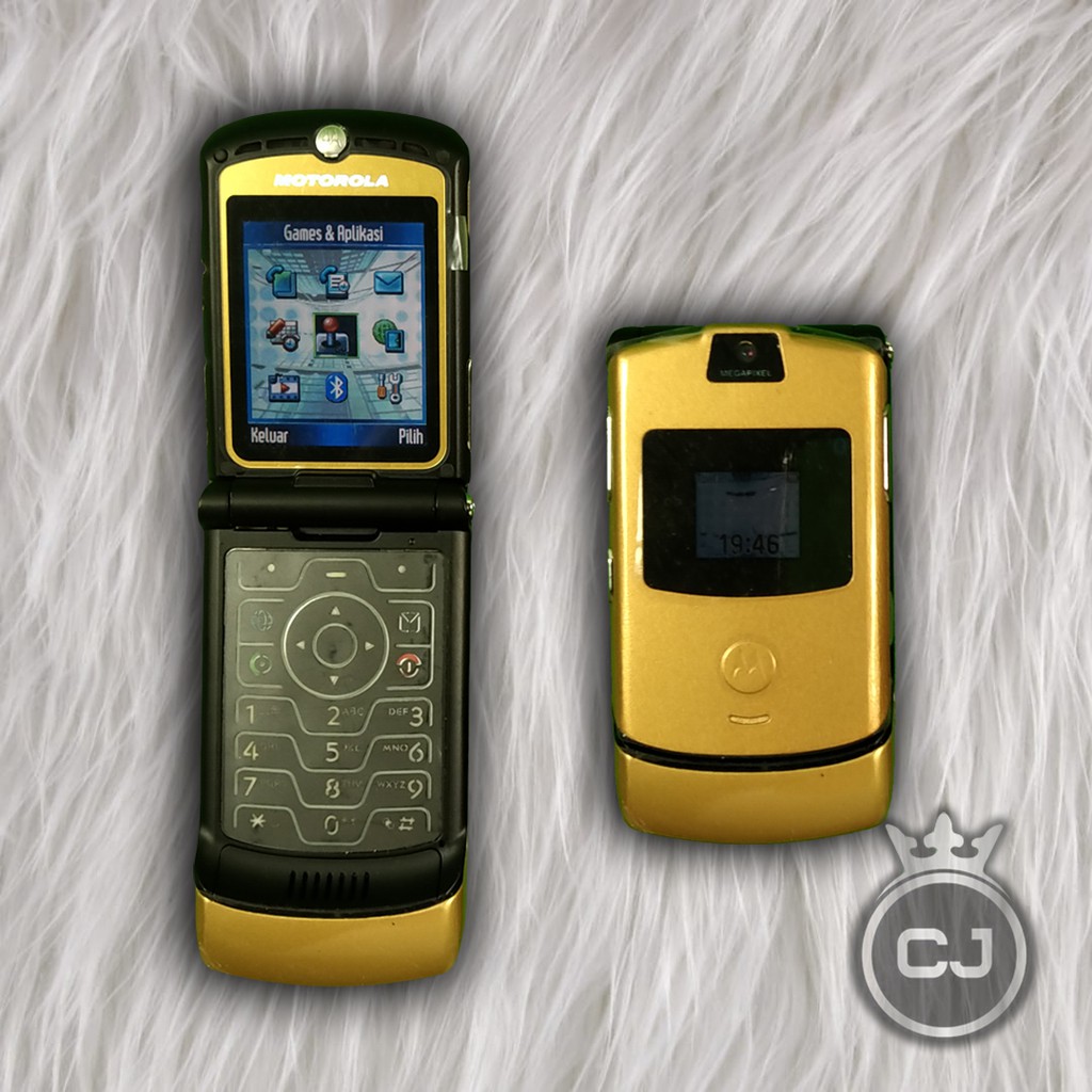 HP Motorola V3 GOLD edition - HP Langka - HP lipat legendaris Motorola-1
