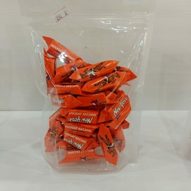 

NEW YORK KACANG 250GR