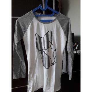  Kaos  Lengan Panjang Putih  Abu  Abu  T Shirt Shopee Indonesia