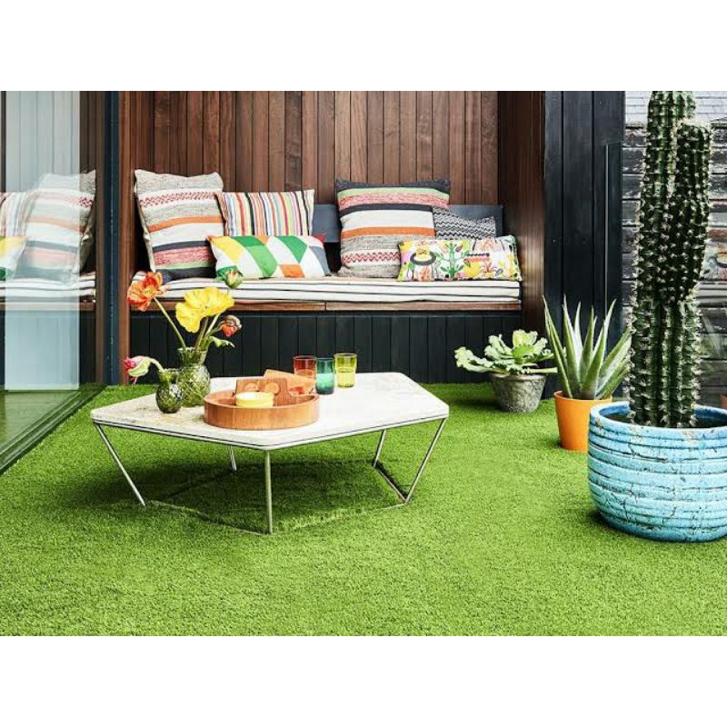 karpet rumput Sintetis Bekas