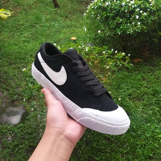 Nike SB Zoom Blazer Low XT