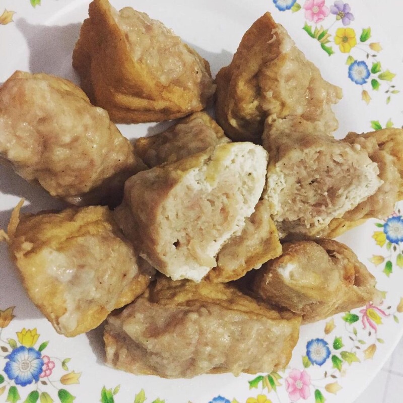 

Tahu bakso Frozen isi 10 (free sambal kecap)