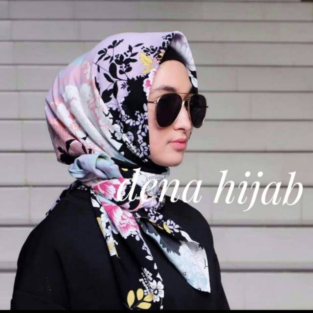 Segitiga Instan Motif / Segitiga Instan Wolvis Monalisa