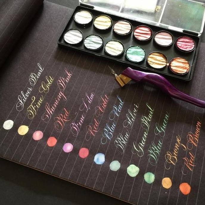 

FINETEC PEARL COLORS ORIGINAL /CAT KALIGRAFI 12 WARNA AKRILIK EXCLUSIVE