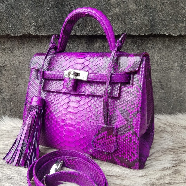 Kelly kulit ular python asli