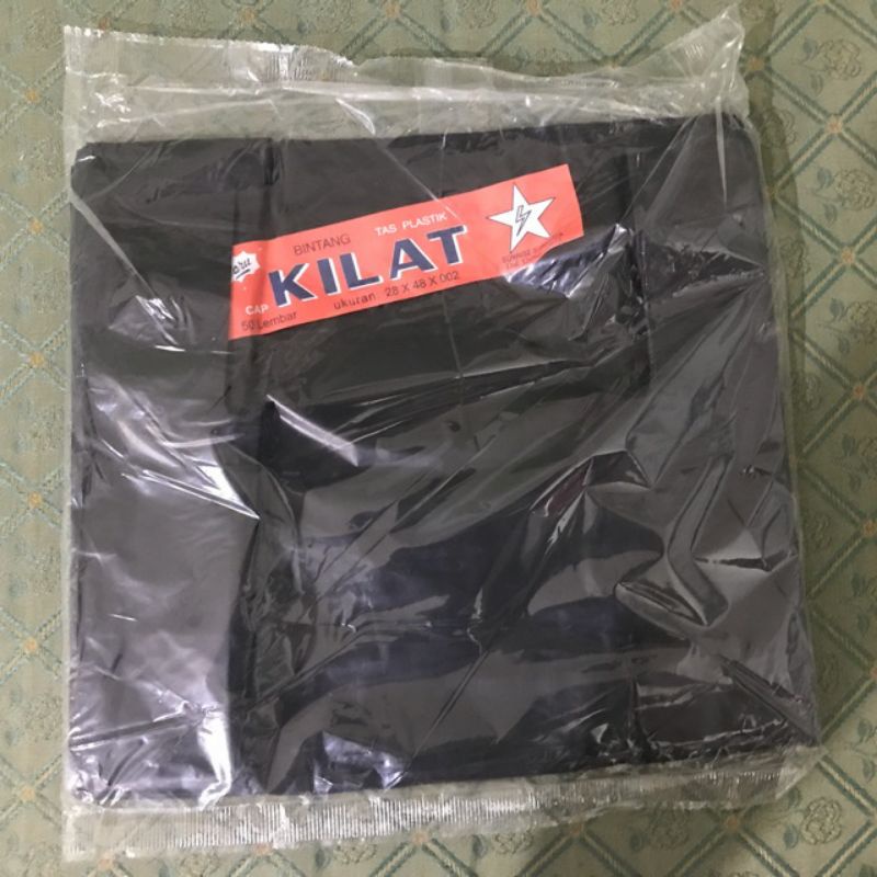 Kantong kresek uk 28 merk bintang kilat / kantong plastik Kilat 28