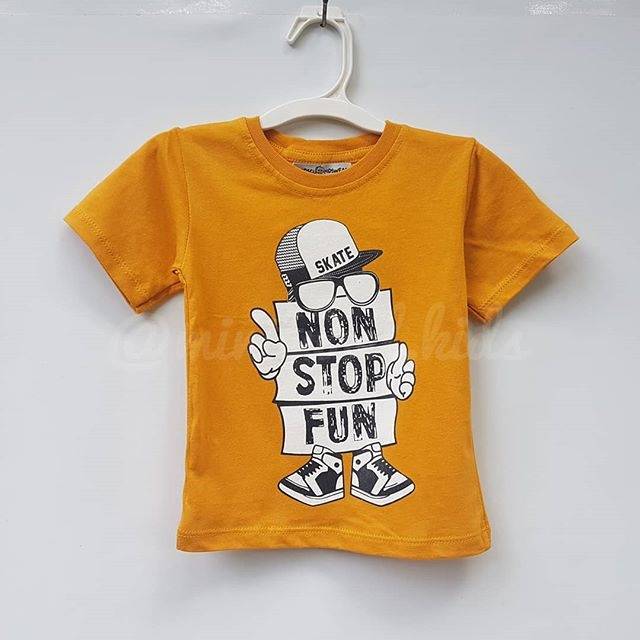 Kaos harian anak laki laki perempuan warna kuning tangan Kaos harian anak laki laki perempuan warna kuning tangan
