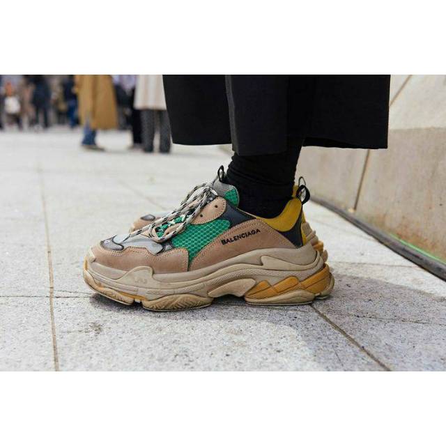 Balenciaga triple S